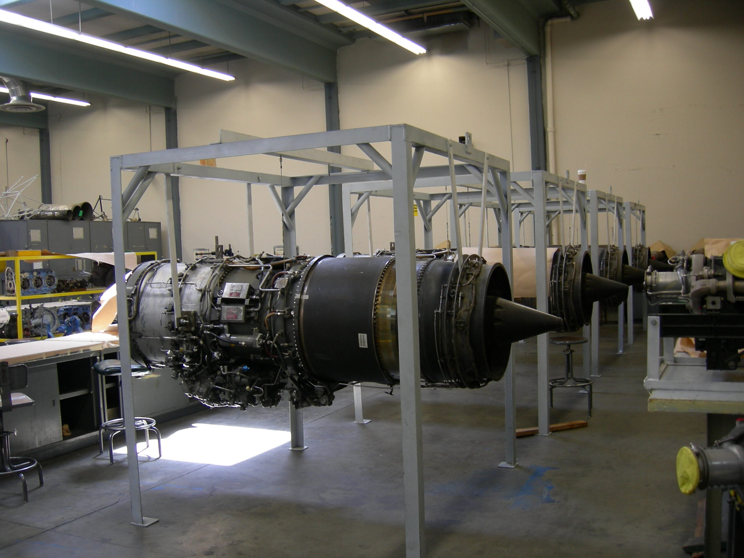 Aircraft engine maintenance training